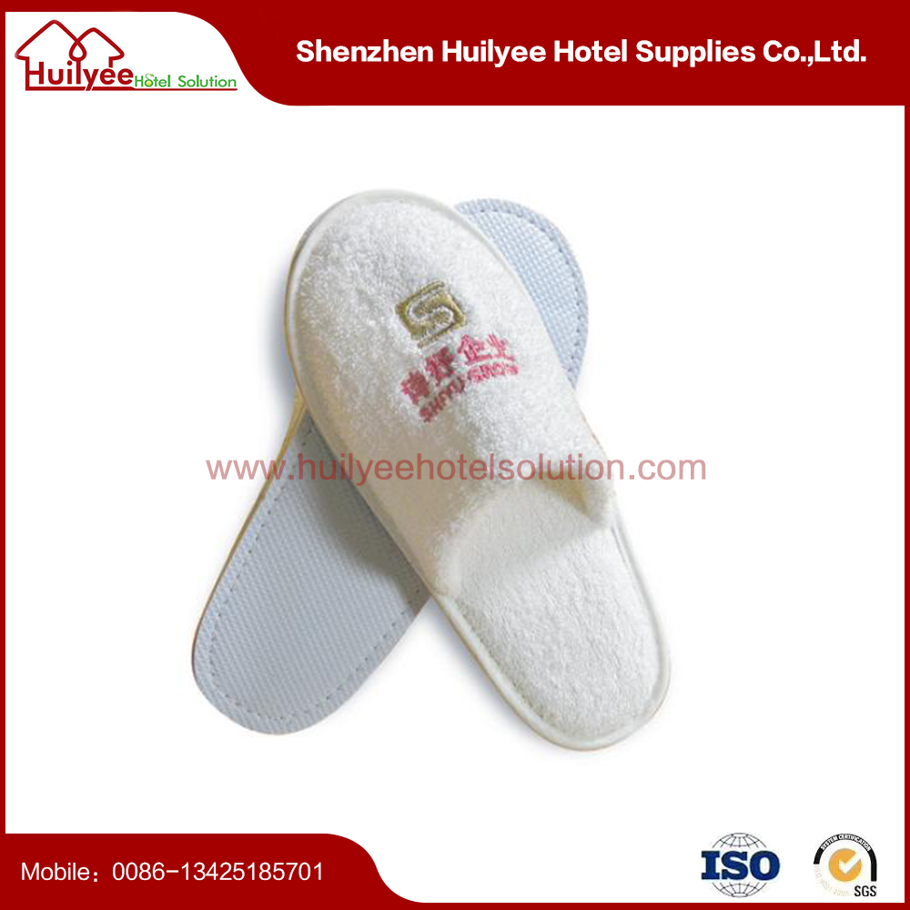 Luxury white velvet slippers